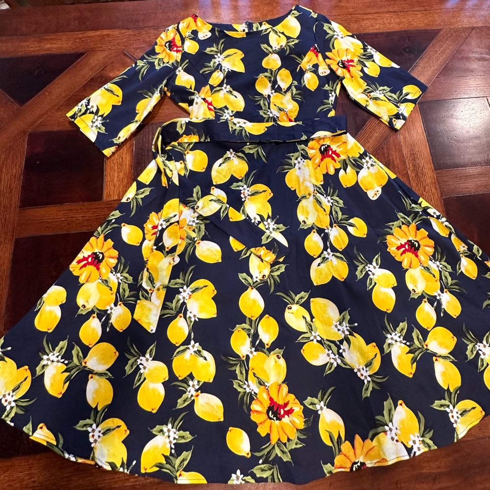 Lemon print dress Size M